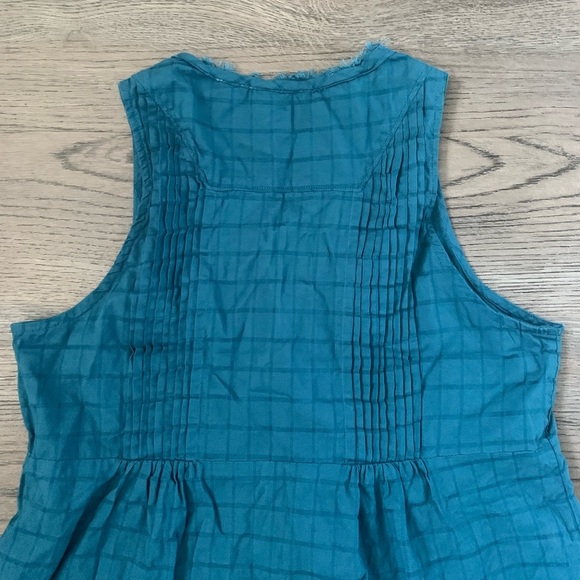 Anthropologie Maeve Saona Swing Button Down
Sleeveless Top - Size S - Blue - EUC - Picture 5 of 9